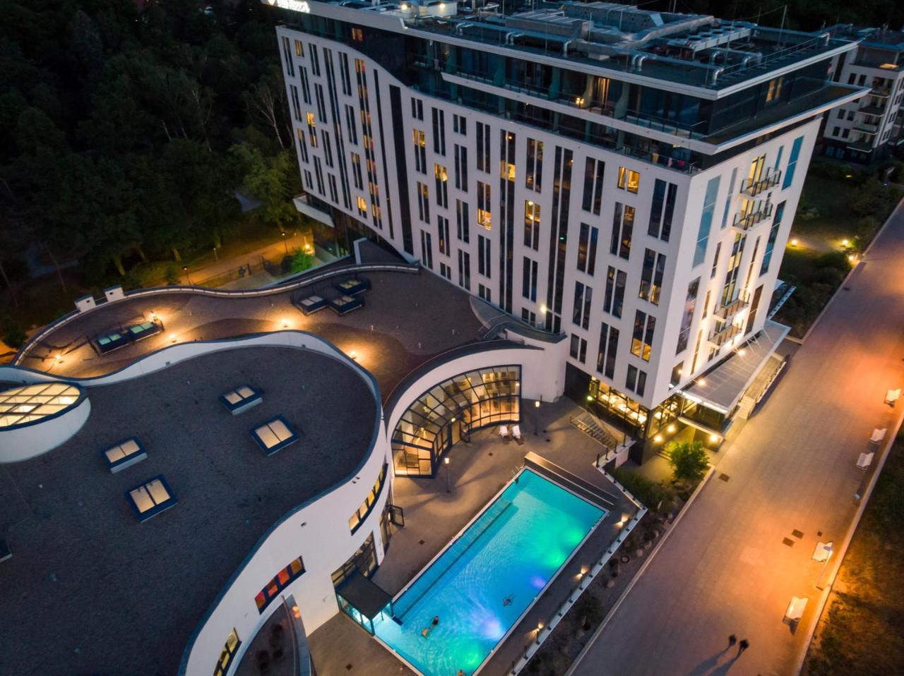 Aja Warnemuende Hotel Rostock Eksteriør billede